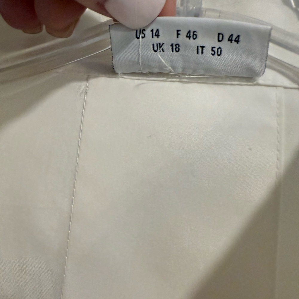 Akris Punto White and Black Graphic Cotton Button-Up Shirt, Size 14 - Picture 5 of 9